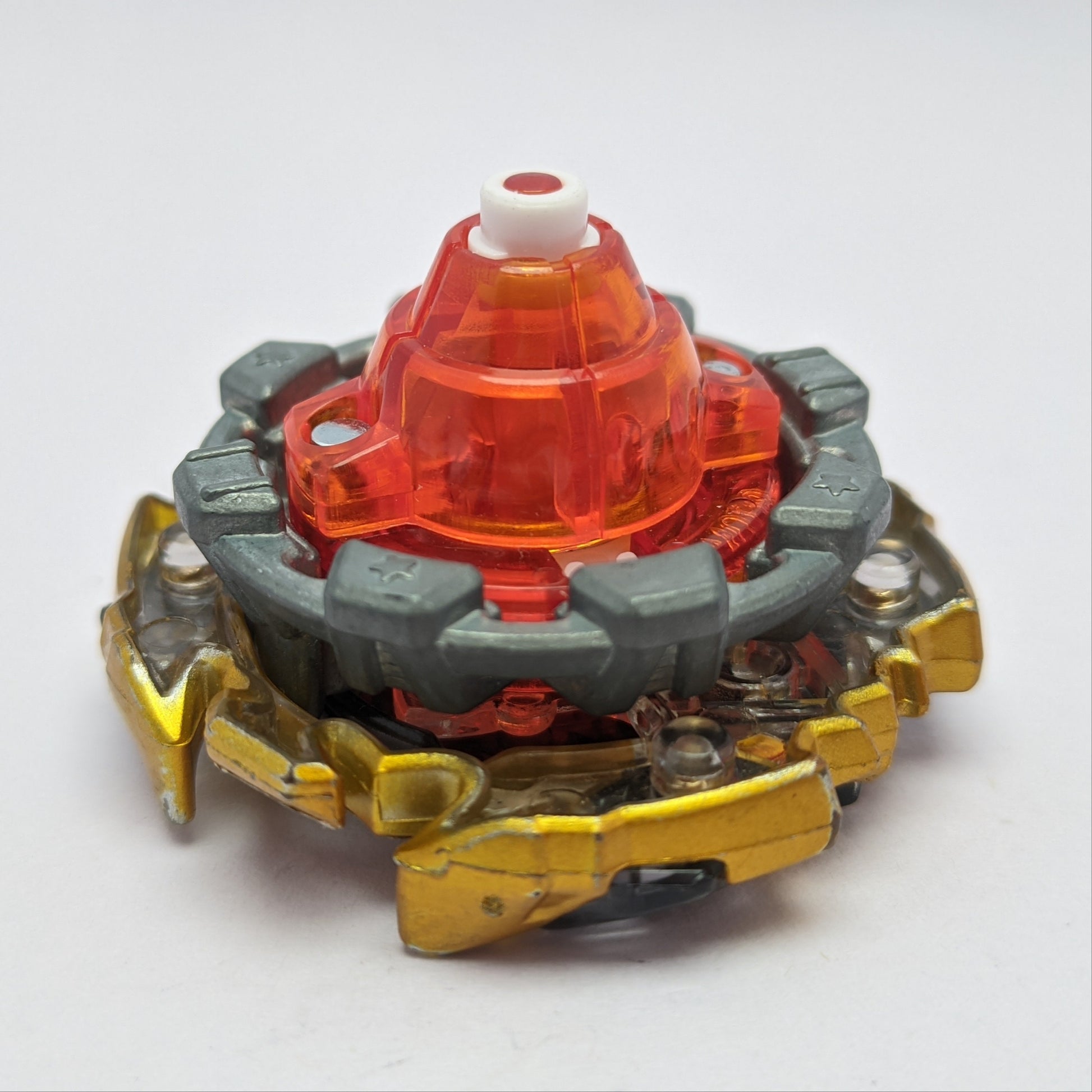 Zillion Zues Gold (2) Beyblade Burst Red Eye Merch